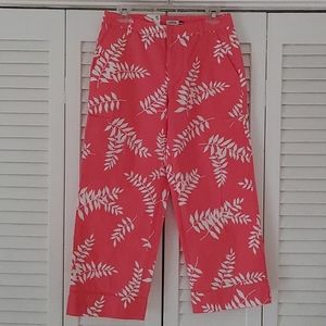 Izod Capris Size 4